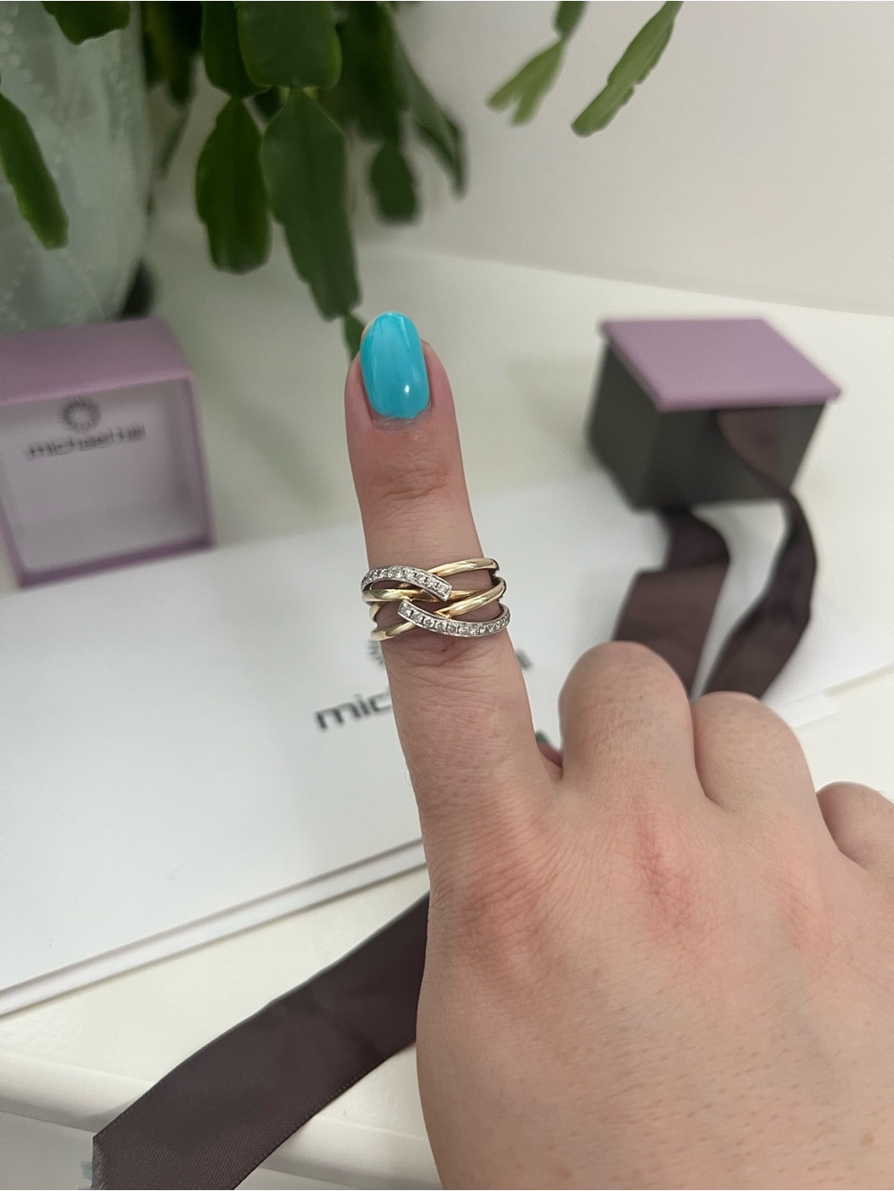 Michael Hill Solid 10K Gold & Natural Diamond Fancy Crossover Ring, Size 7.25 - Picture 7 of 17